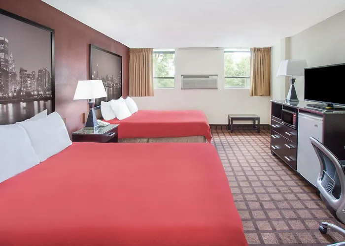 Super 8 By Wyndham Il Hotel