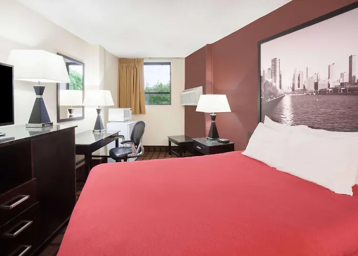 Super 8 By Wyndham Il Chicago