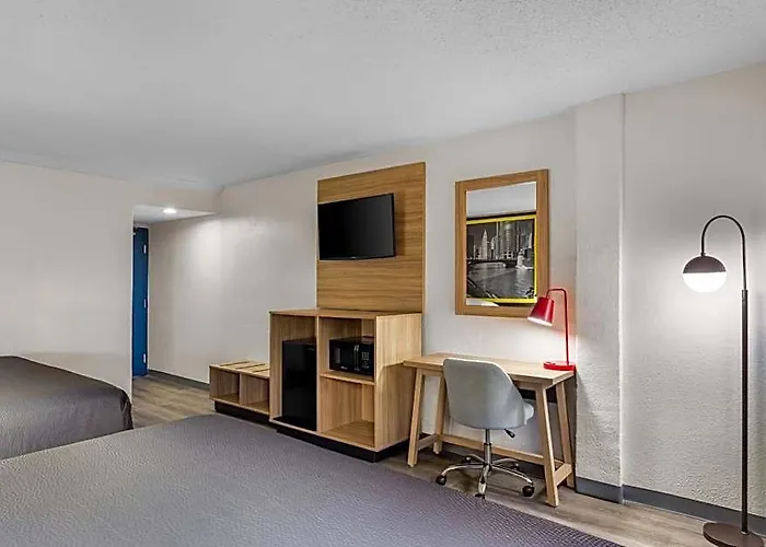 Super 8 By Wyndham Il