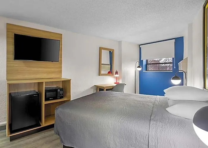 Hotel Super 8 By Wyndham Il 2*