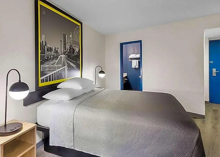 Super 8 By Wyndham Il Hotel 2*