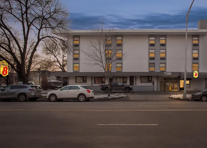 Super 8 By Wyndham Il 2*