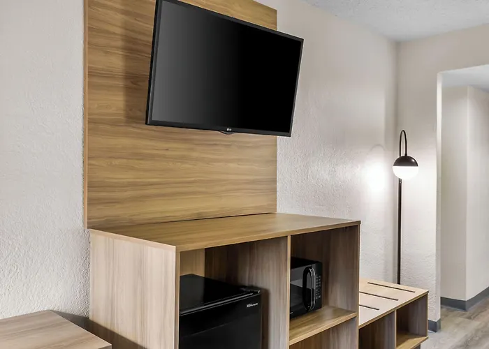 Hotel Super 8 By Wyndham Il 2*